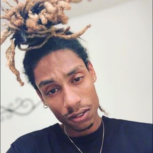 Meet your Posher, Deandre